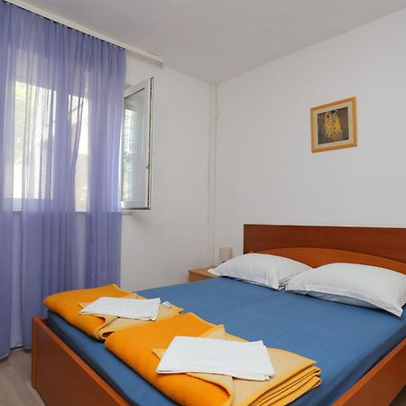 Double Room Tucepi 5263F Eksteriør billede